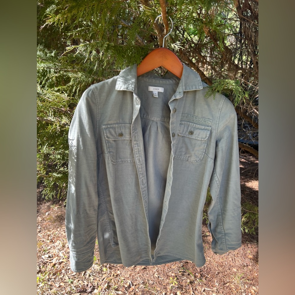 Size 6 J. Crew Button Down